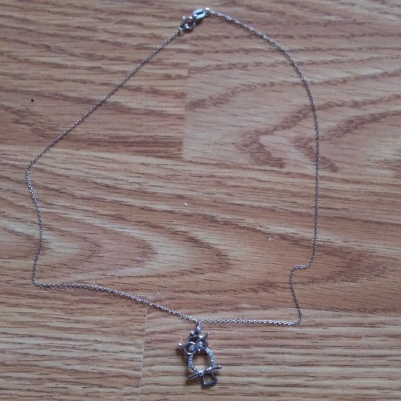 Silver Owl Necklace - Picture 3 of 3